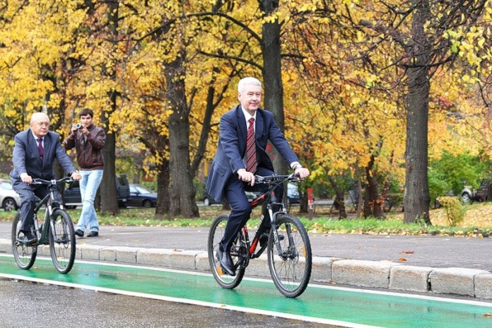 Закарпатських чиновників нова влада пересадить на велосипеди