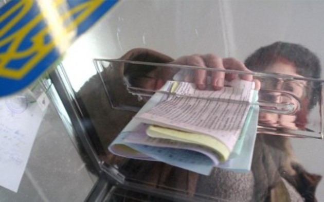 Українці зекономлять державі 500 млн, якщо виберуть президента в першому турі 