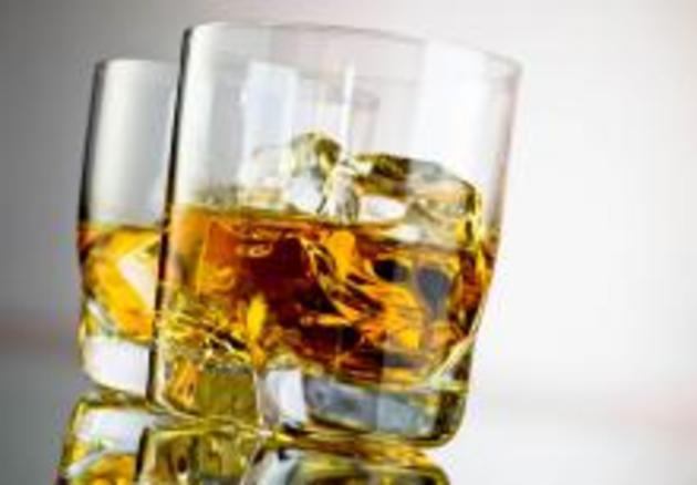 Відсьогодні зростуть ціни на алкогольні напої 