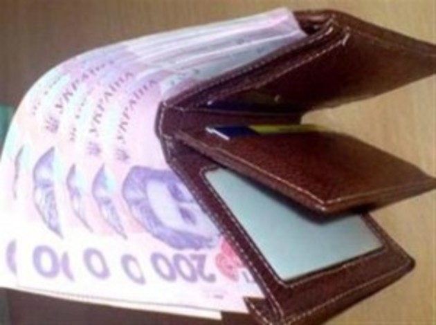 Закарпатці отримують зарплату меншу на 20% від середньостатистичної по Україні