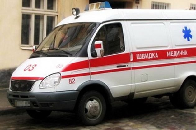 Дівчинка, бажаючи допомогти батькам, потрапила до лікарні