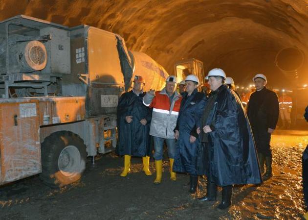 У Карпатах будують другий за довжиною залізничничний тунель в Україні