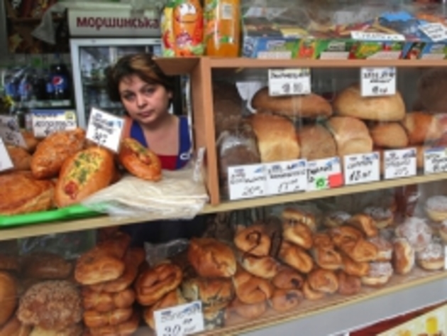 Антимонопольники взялися за ціни на хліб, молоко та гречку. Закарпаття лідирує...