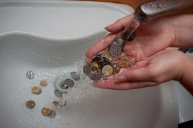 Ужгородцям продемонстрували, чому вони платитимуть з 1 травня за воду ще дорожче (ДОКУМЕНТ)