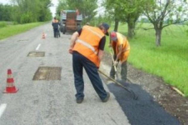 Скільки коштує метр закарпатської дороги?