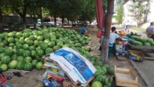 Міська влада розбереться з торгівлею баштанними культурами просто неба