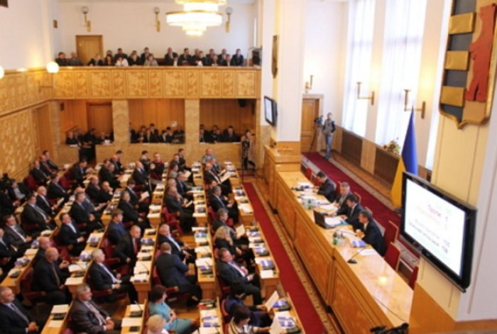 Нині крайові парламентарі прийматимуть головний документ Закарпаття