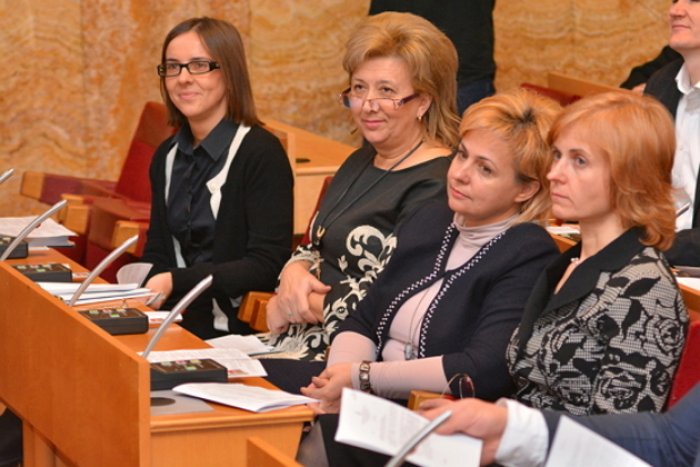 Жінка Балоги адекватно підтримала «антинародний» бюджет Закарпаття