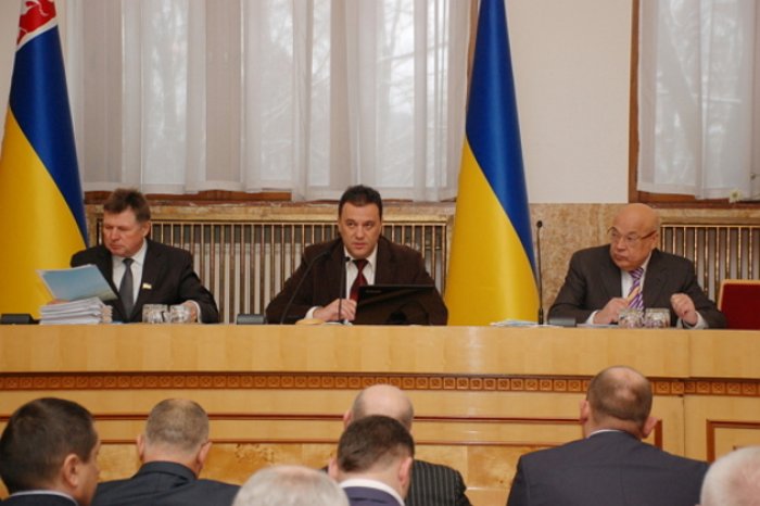 Бюджет Закарпаття на 2016 рік затверджений із обсягом видатків у 3,8 мільярда гривень
