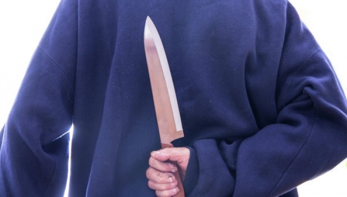 Дев'ятикласник накинувся на вчительну з ножем у сусідній із Закарпаттям області