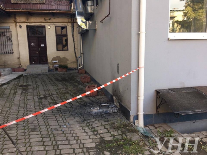 Біля офісу ОБСЄ в сусідній із Закарпаттям області вибухнула граната
