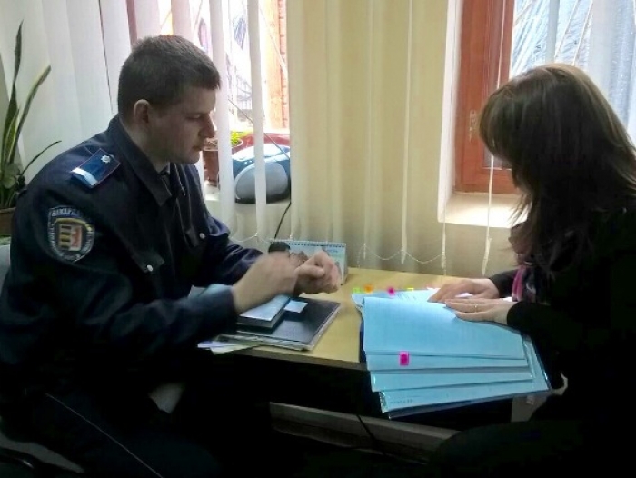Дільничні інспектори проводять на Ужгородщині заходи, спрямовані на посилення співпраці поліції з громадянами