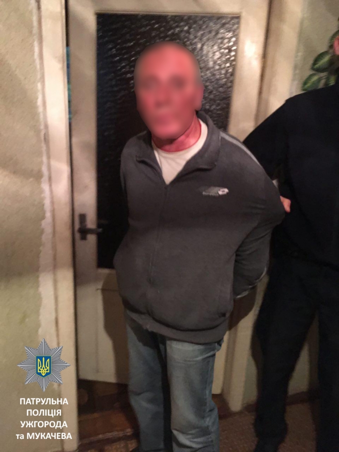 Мукачівець у ході сімейної сварки побив 70-річну жінку