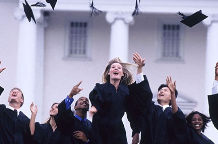 Хто на Закарпатті отримає підтримку для навчання від держави