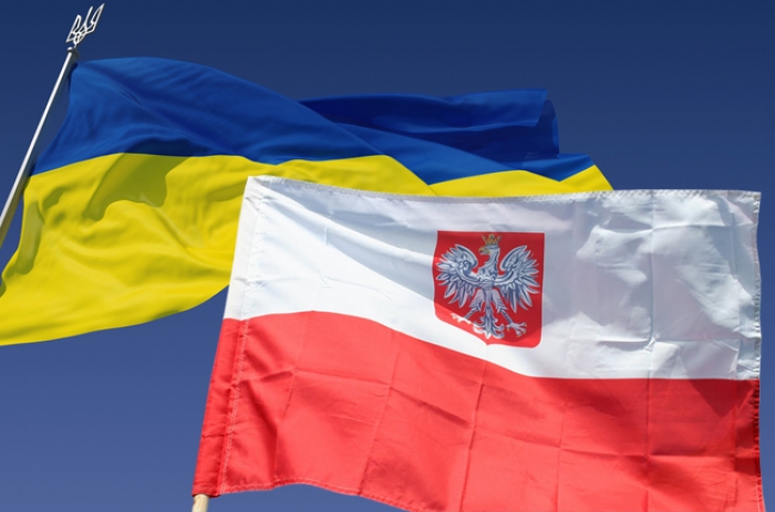 Поляки змінили правила видачі робочих віз