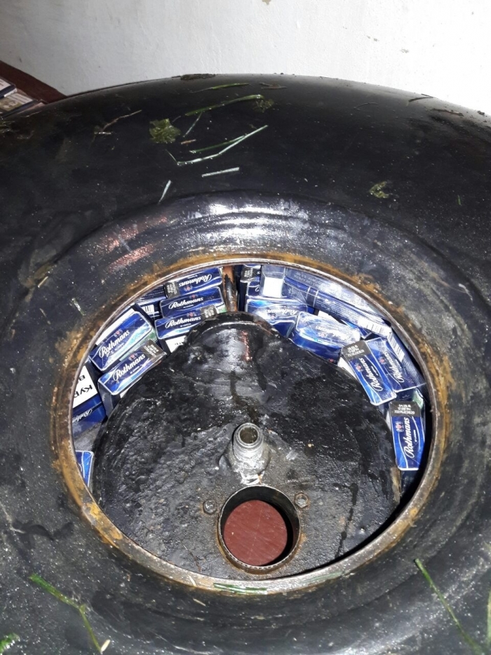 Скільки пачок цигарок влізе в газовий балон авто? На Закарпатті тепер знають
