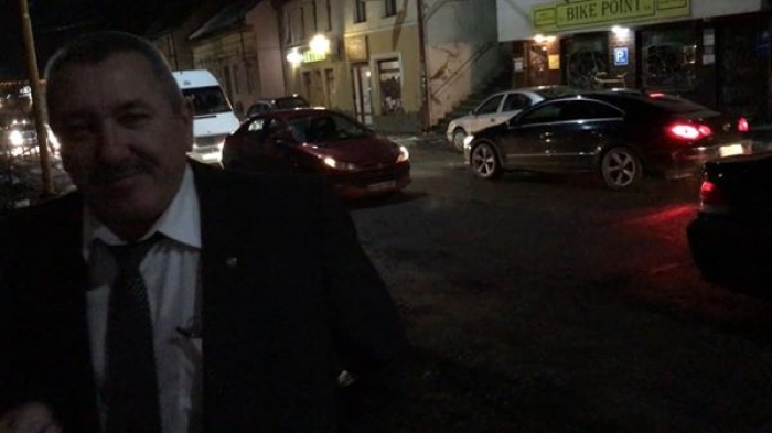 Про п'яне кермування, екс-депутата, жінку й екскаватор - подробиці відповідальності