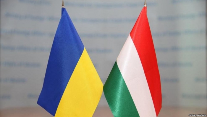 Закарпатці, які заради пенсії поїхали в Угорщину, можуть залишитися без копійки