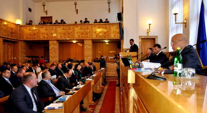 Запланований Державний бюджет України на 2017 рік суттєво погіршує становище місцевих громад Закарпаття 