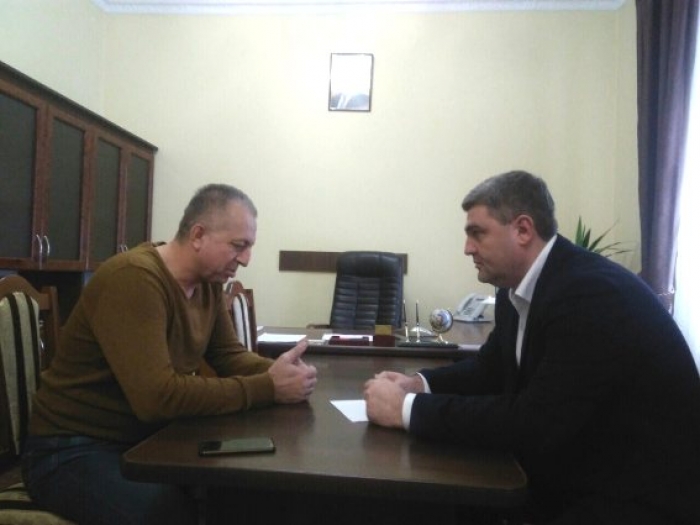 Очільник Закарпатської поліції вирішував наболілі питання мешканців Рахова