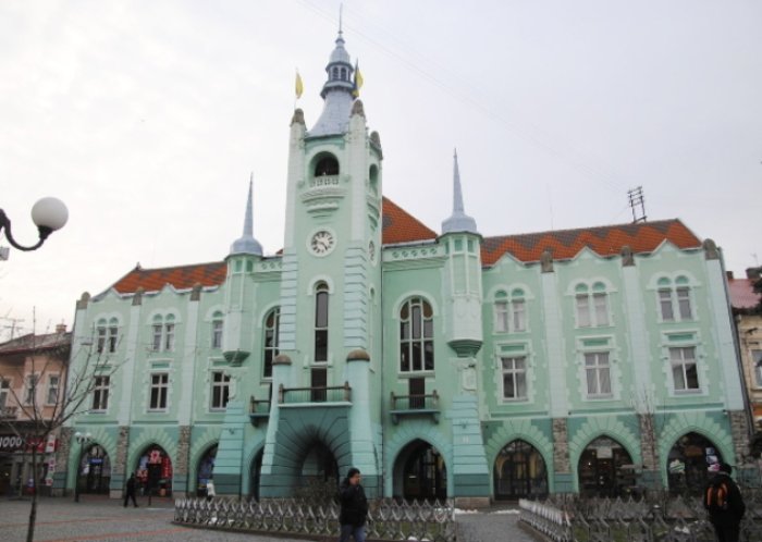 Чи змусить суд владу Мукачева виконати Закон про Держбюджет України на 2016 рік?