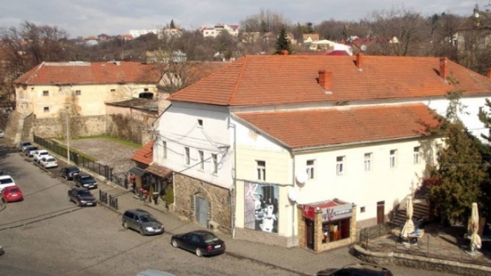 Прокуратура розібралася з грошима в ужгородському «Совиному гнізді»