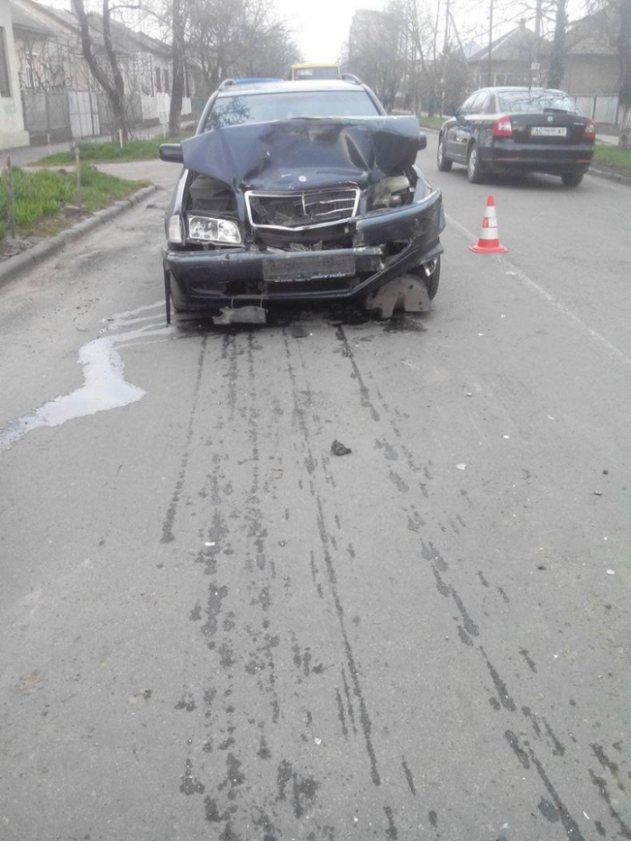 В Ужгороді трапилась потрійна ДТП