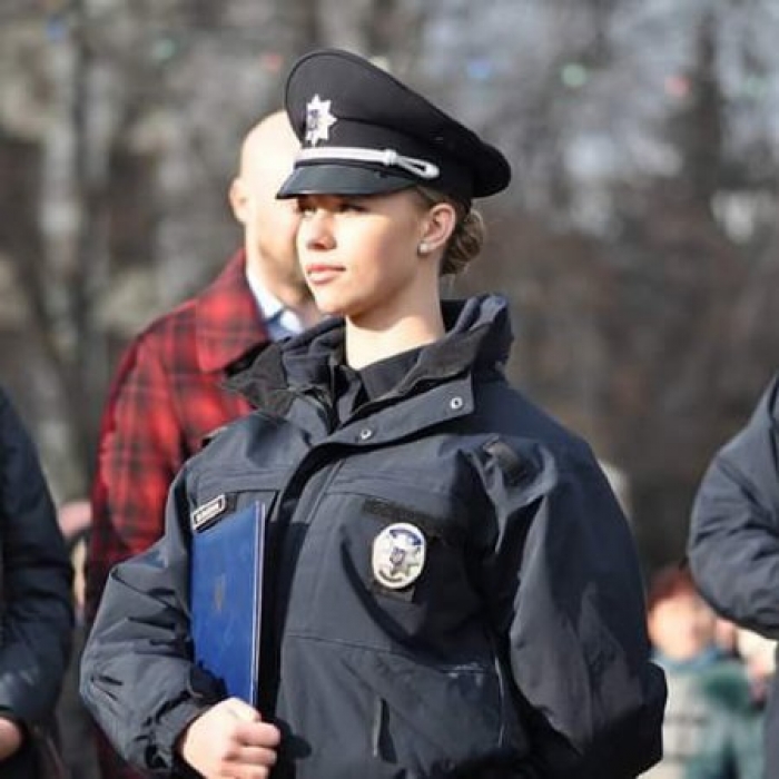 "Триставісім" похизувалися новим кліпом за участі однієї з найкрасивіших полісвумен України