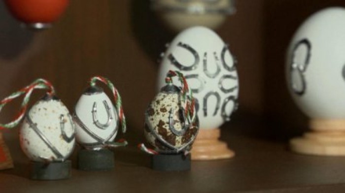 Угорці підковують писанки