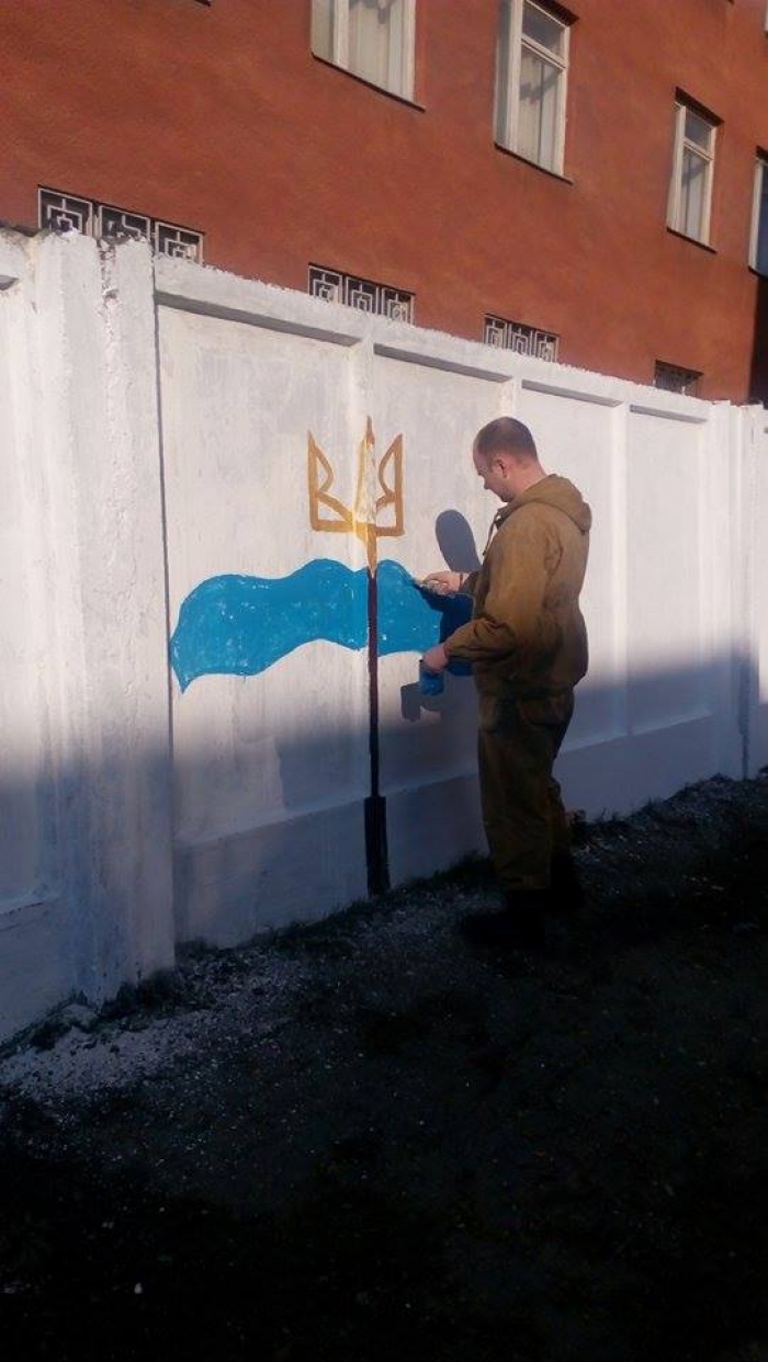 Ужгородський воєнком розраховує на силу слова, написаного на паркані
