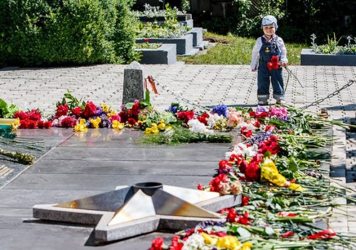 У місті над Ужем готуються до відзначення 8 та 9 травня