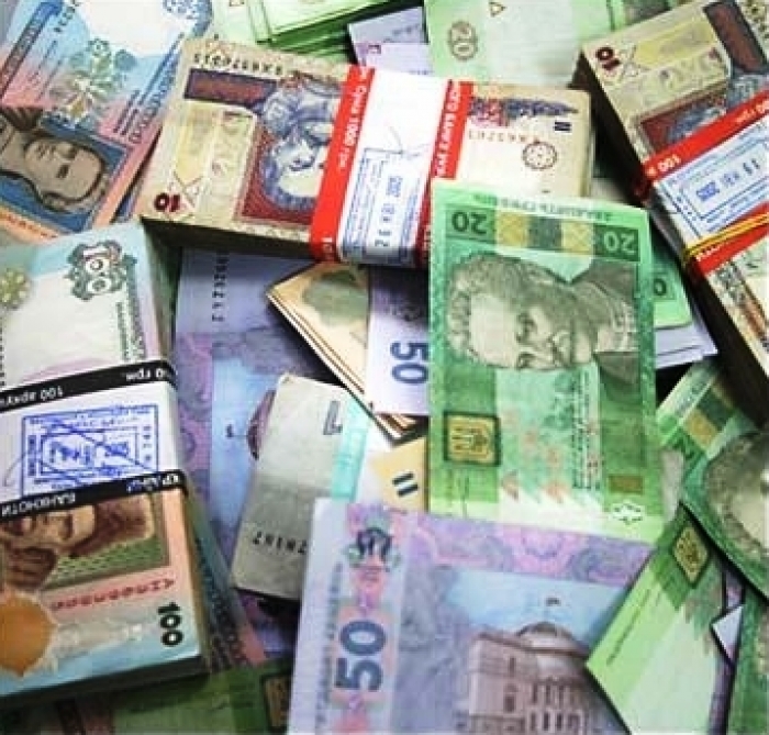 Бюджетники Закарпаття вже у травні можуть готувати більші кишені на гроші