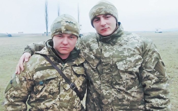 Двоє молодих лейтенантів із Закарпаття наводили жах на бойовиків у Пісках