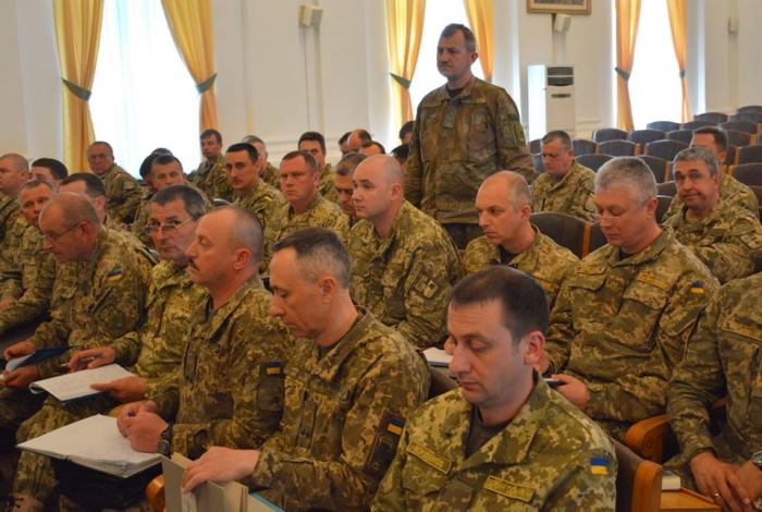 Чи залишаться на своїх місцях закарпатські воєнкоми?