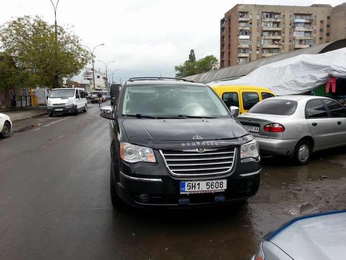 Як ужгородський "олень" на Великдень "затарювався"