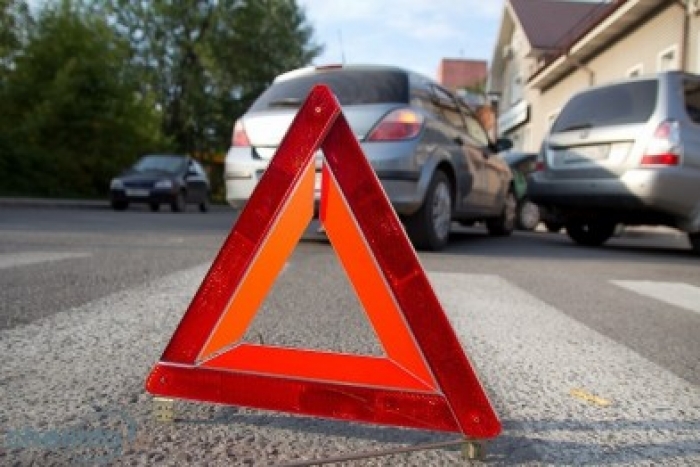 Поблизу Ужгорода людина опинилась під колесами автівки