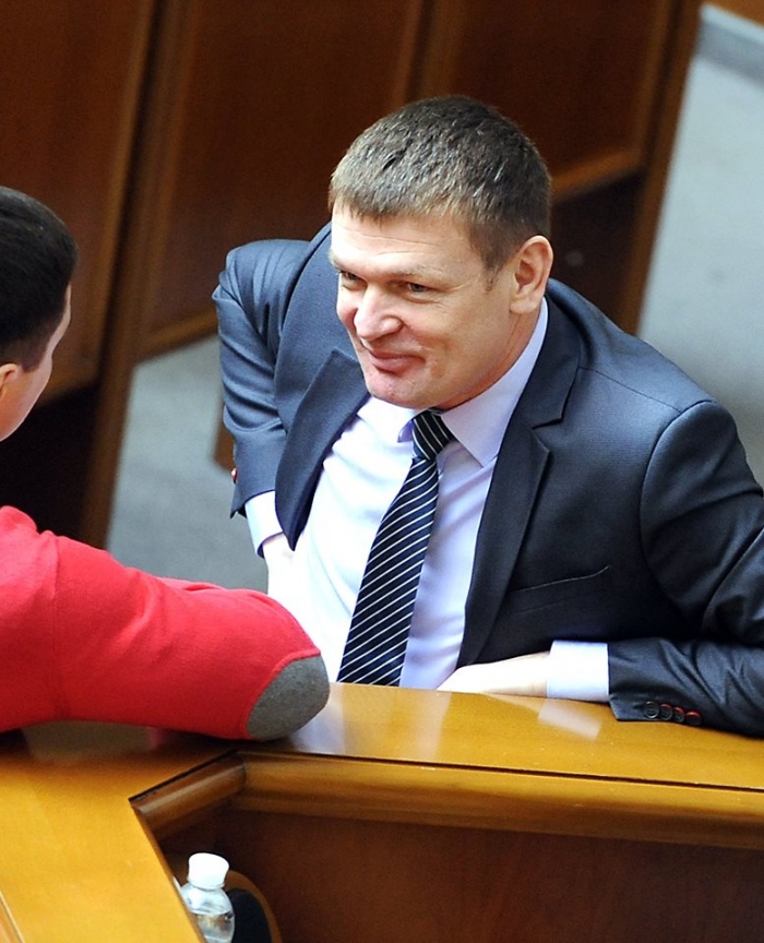 Нардепи просять у президента автограф під законом, який дуже важливий закарпатцям 