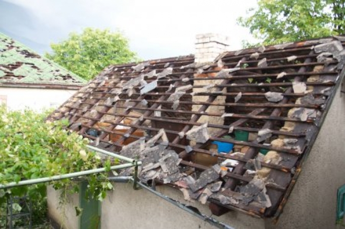 Град у Виноградові пошкодив 10 тисяч кв. м покрівель