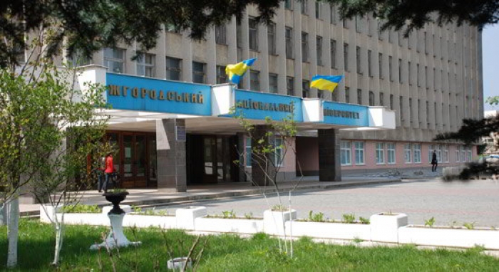 Жодних черг: Стало відомо про особливості цьогорічної вступної кампанії до найбільшого «вишу» Закарпаття