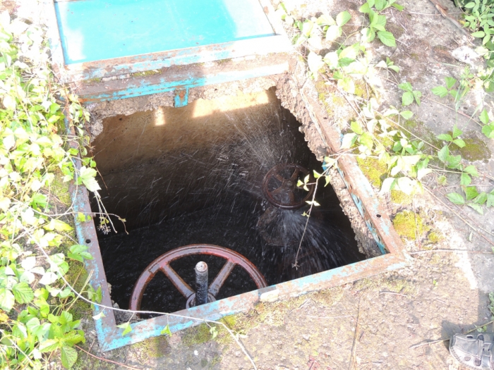 Берегово сьогодні без води: аварія на центральному водогоні