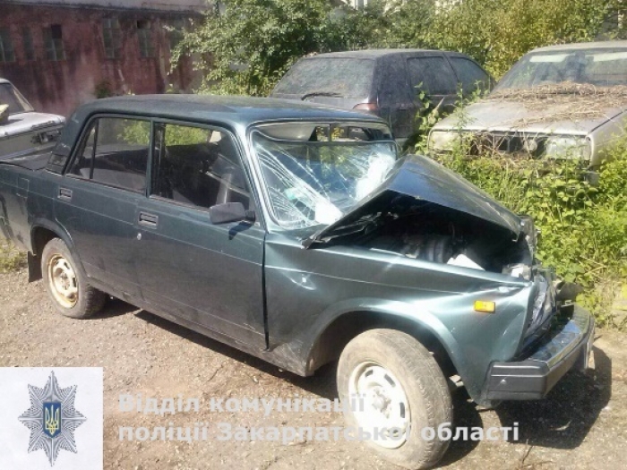 Біля Мукачева рейсовий автобус в’їхав у легковик, постраждали п’ятеро людей