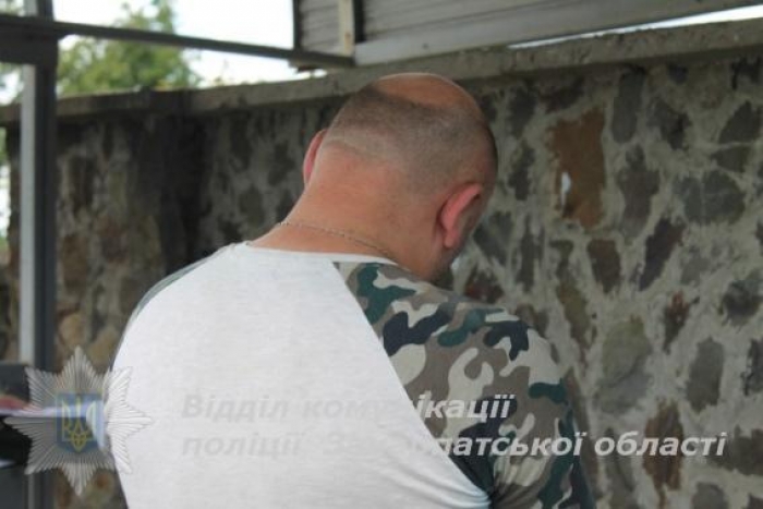 Другого зі взятих "на гарячому" ужгородських активістів суд теж узяв під домашній арешт