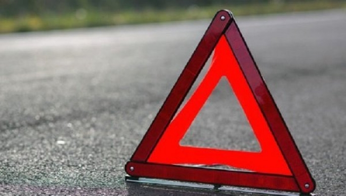На Рахівщині мотоцикліст врізався у легковик, двоє постраждалих