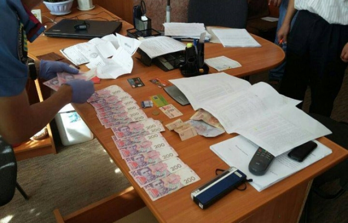 Начальник Дубівського управління соцзахисту Тячівської РДА затриманий на хабарі