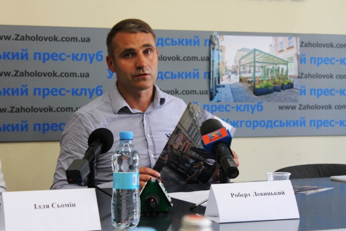 Ресторатор Левицький розповів про розробку і будівництво тераси на Корзо