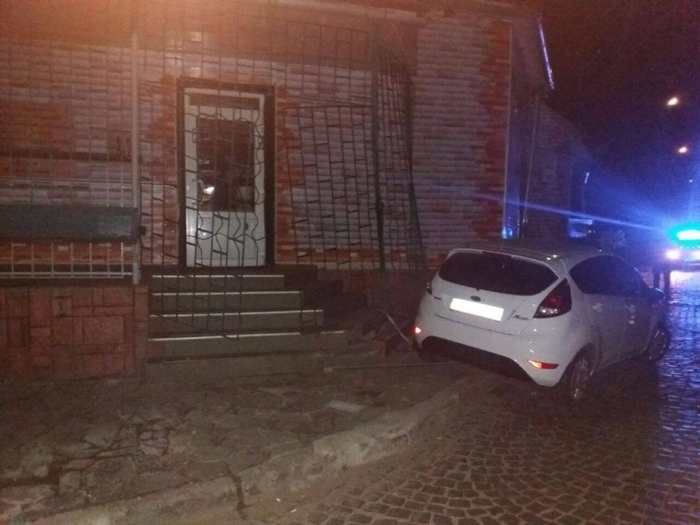 Керівник Мукачівської прокуратури може позбутися посади через скандальну п’яну ДТП свого підлеглого
