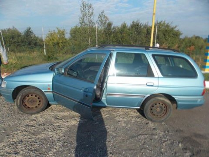 Прикордонники завадили спробам незаконного ввезення двох автомобілів на Закарпаття