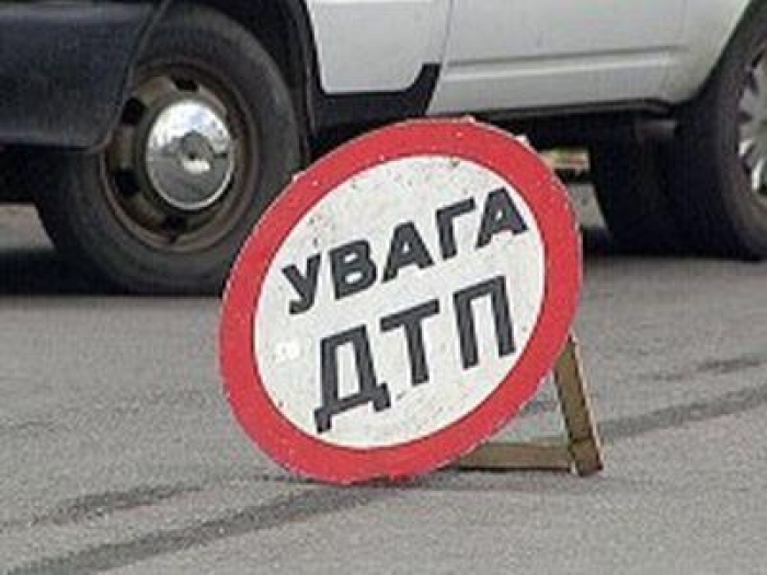 Двоє дівчат потрапили під колеса автомобіля в Мукачеві