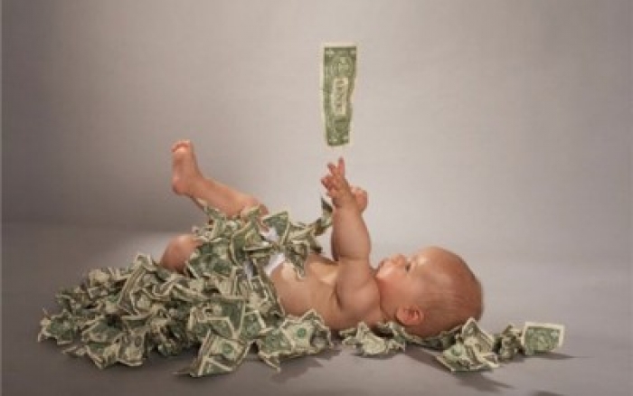 У держбюджеті-2017 пропонують збільшити щомісячну допомогу по вагітності та пологах на 180 гривень