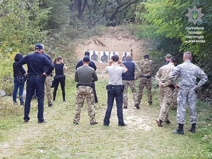 Співробітники закарпатської патрульної поліції проходять підсумкову перевірку